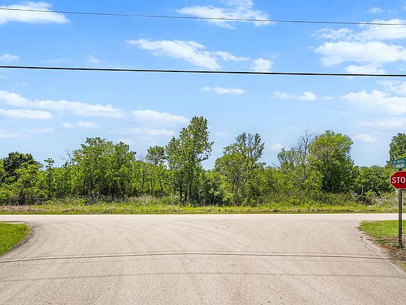 3rd image of 452 County Road 4863