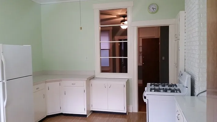 Rented by MCR Realty | media 3