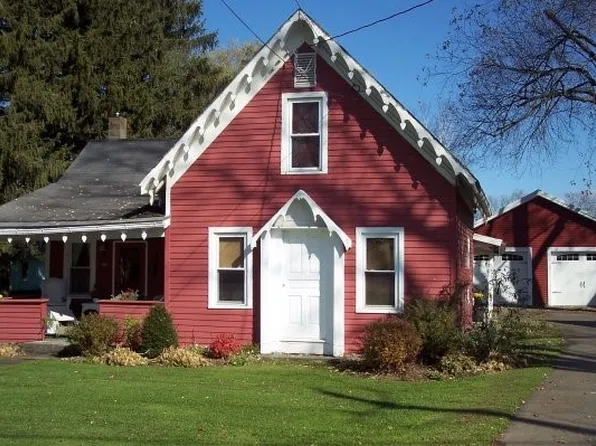 41 S Main St, Earlville, NY 13332