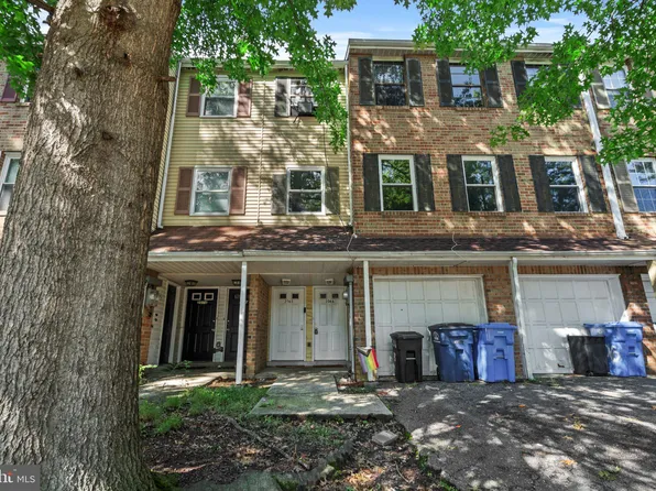 206A Chaucer Ct, Mount Laurel, NJ 08054