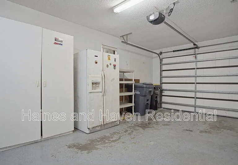 157 Coventry Cir — Photo 27