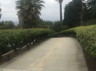 1688 W Smiley Heights Dr, Redlands, CA 92373