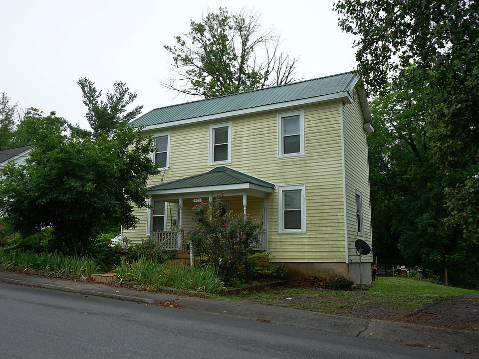 1st image of 409 W Washington St