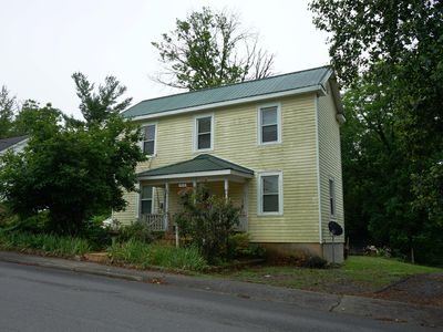 409 W Washington St, Bedford, VA, 24523