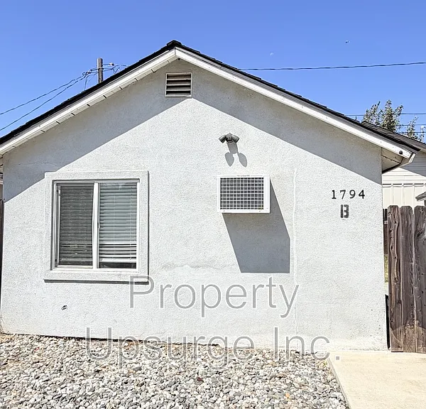 1794 6th Ave #B — Photo 1