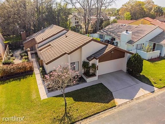 3rd image of 4009 Golfside Dr #3