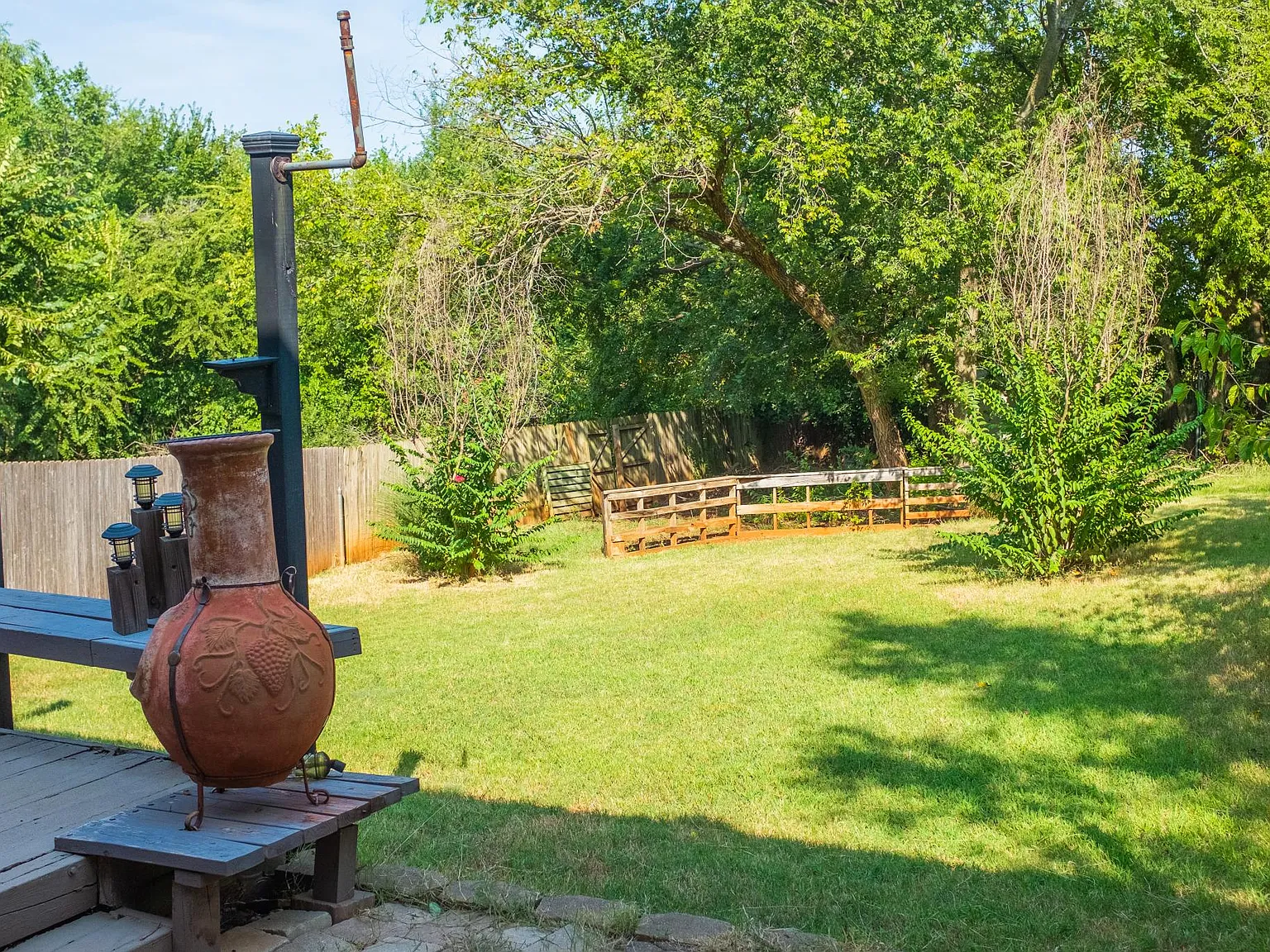 1700 Chelsea Dr — Photo 4