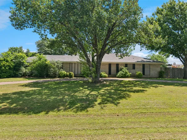 130 Clinton Ln, Midlothian, TX 76065
