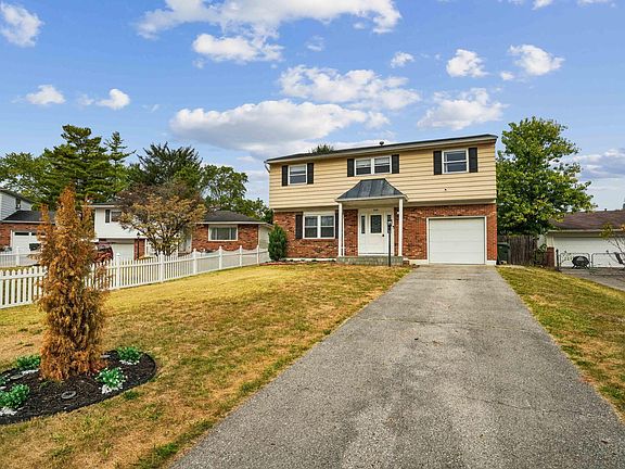 2nd image of 3118 Valleycreek Dr