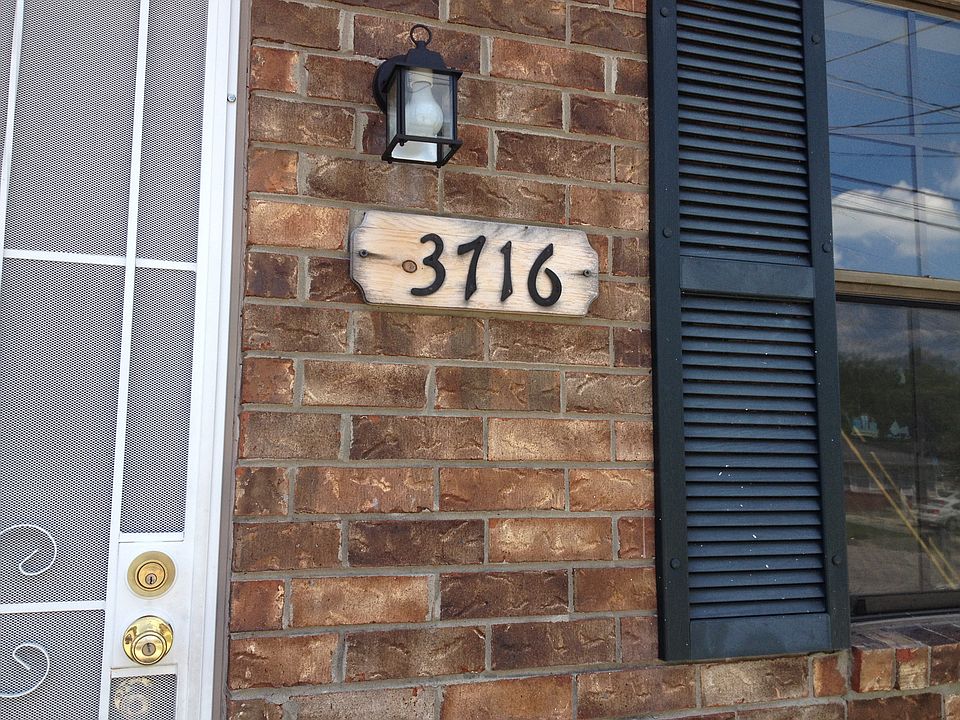 1st image of 3716 Village Trl