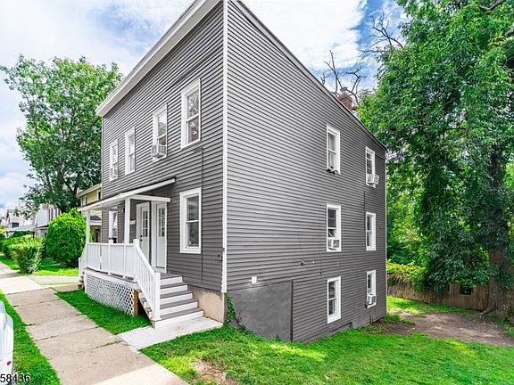 2nd image of 30 Willow St
