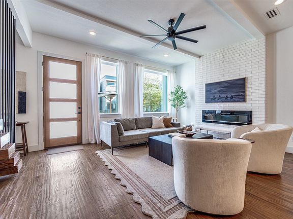 5th image of 712 Rainwater Rd #7