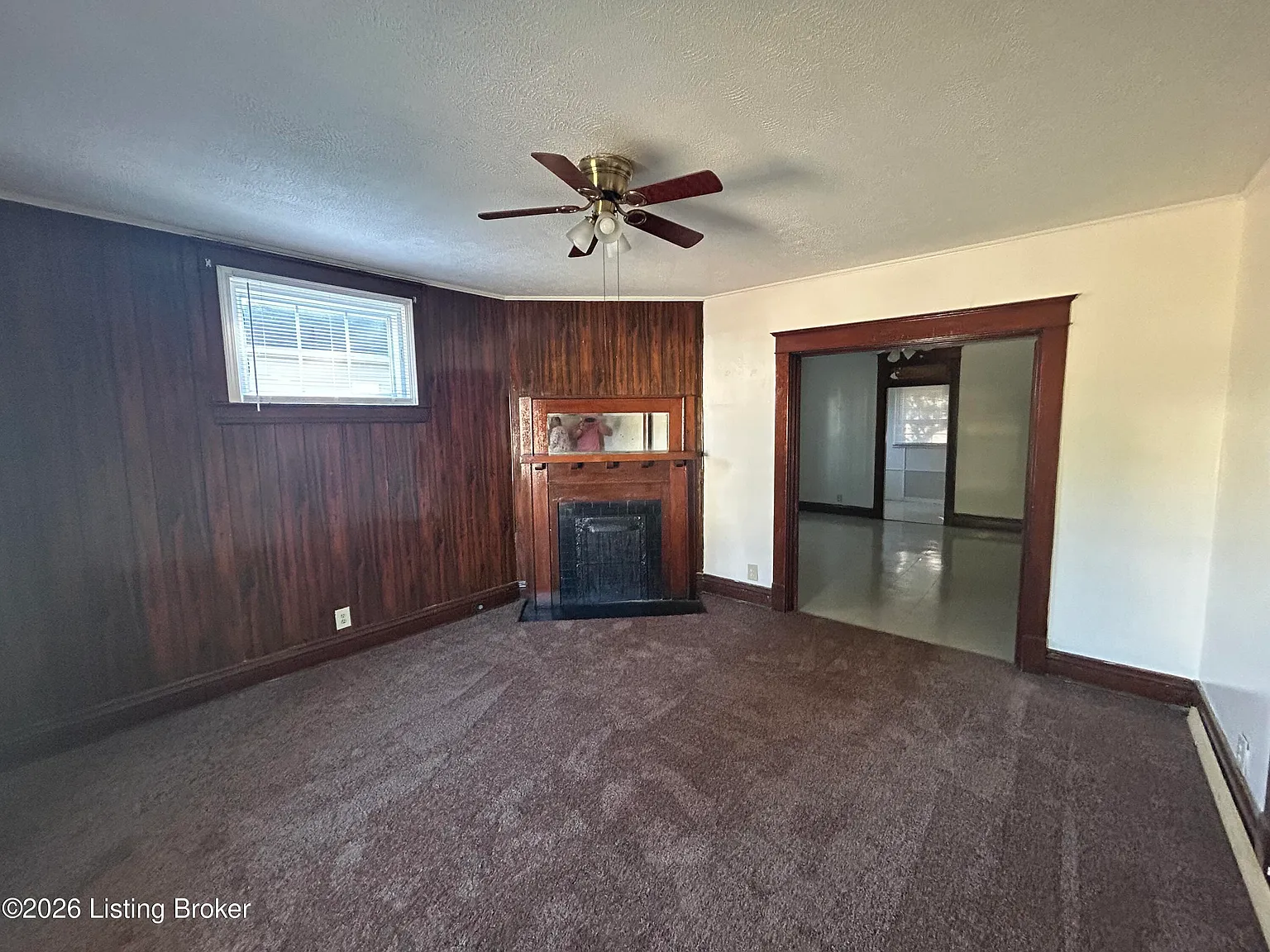 3 bed, 1.0 bath, 1680 sqft, $1,000 — Photo 2