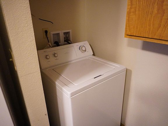 Washer and Dyer room