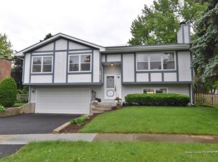 1531 Whitehall Ct, Batavia, IL 60510