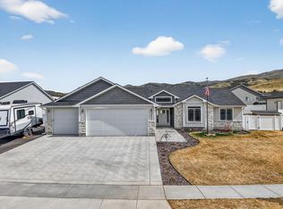 3052 Dewinter Dr, Pocatello, ID 83204