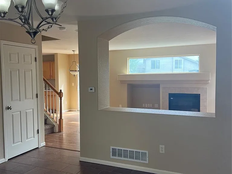 5353 Rhyolite Way — Photo 4