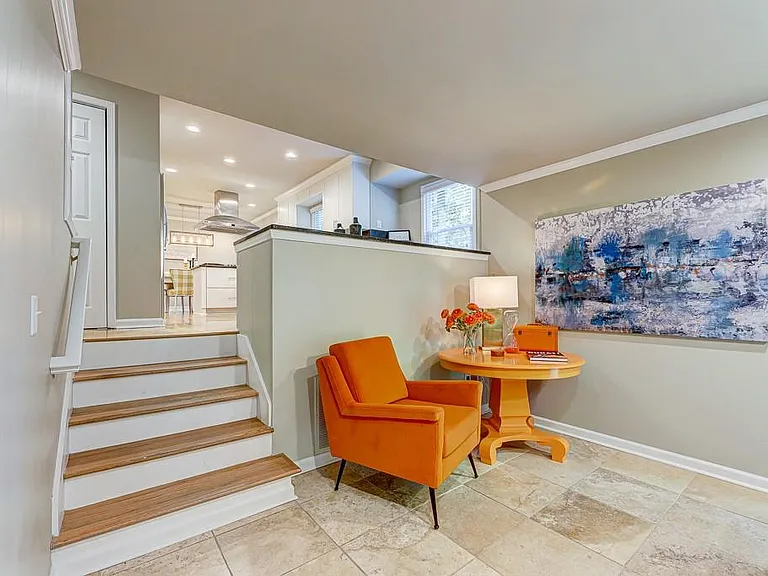 1185 Lake Colony Dr — Photo 17