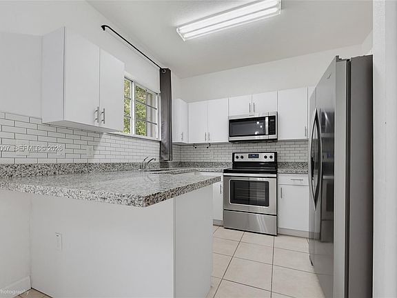 3rd image of 2630 NE 3rd Dr Unit 204