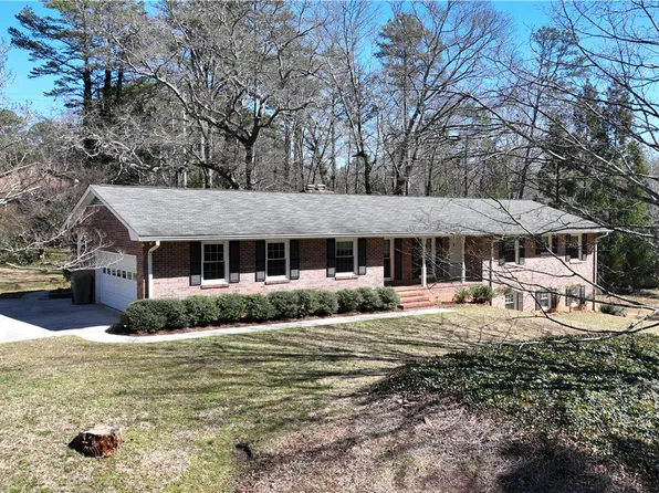 107 Rippleview Dr, Clemson, SC 29631