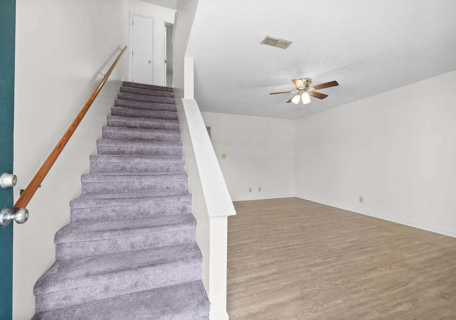 Baltimore Drive - 1701 — Photo 3