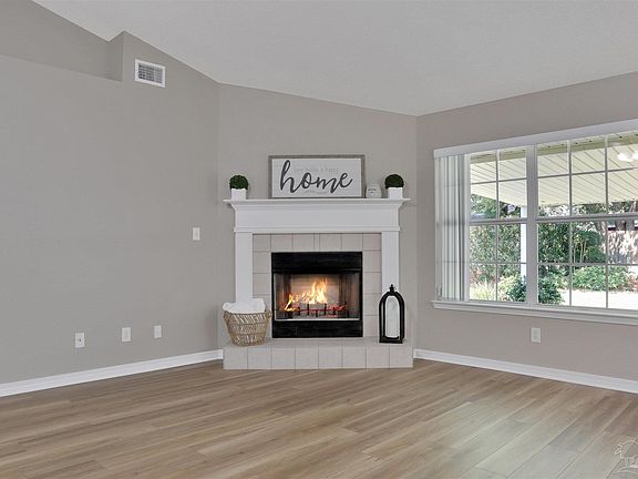 3rd image of 6922 Kapok Dr