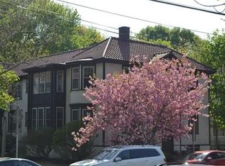 102 Main St, Andover, MA 01810