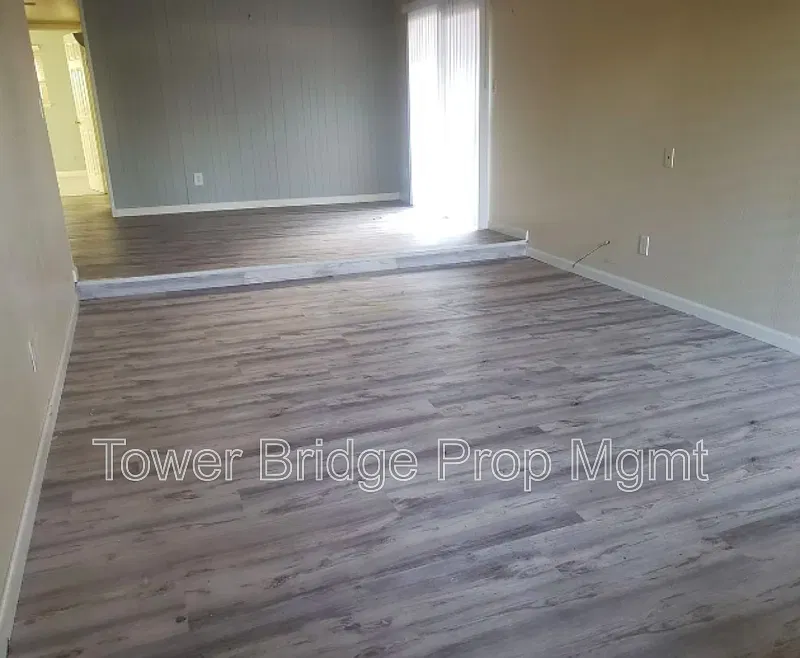 2 bed, 1.0 bath, $1,795 — Photo 3
