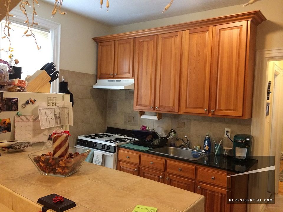 1st image of 431 27th Ave APT 3R