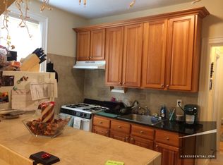 431 27th Ave APT 3R, Astoria, NY 11102