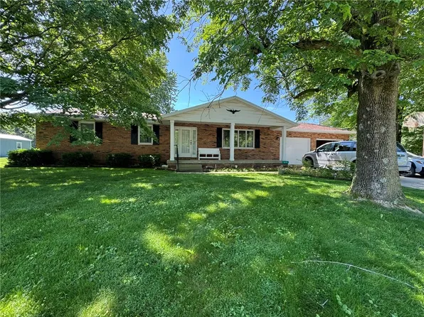18175 E 1535th Ave, Teutopolis, IL 62467