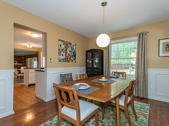 4th image of 6335 Candlewood Ct