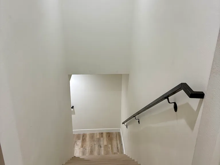 9325 Magnolia Ave — Photo 8