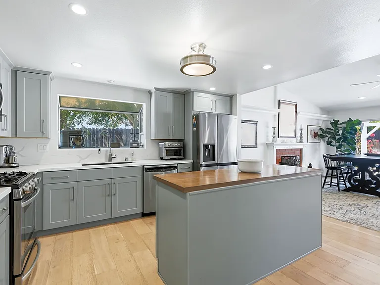 14 Nadine Ct — Photo 7