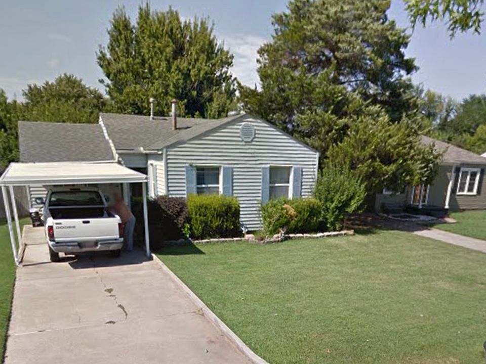 1st image of 4741 SE 26th St