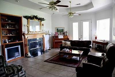 2nd image of 1005 Tres Vistas Ct