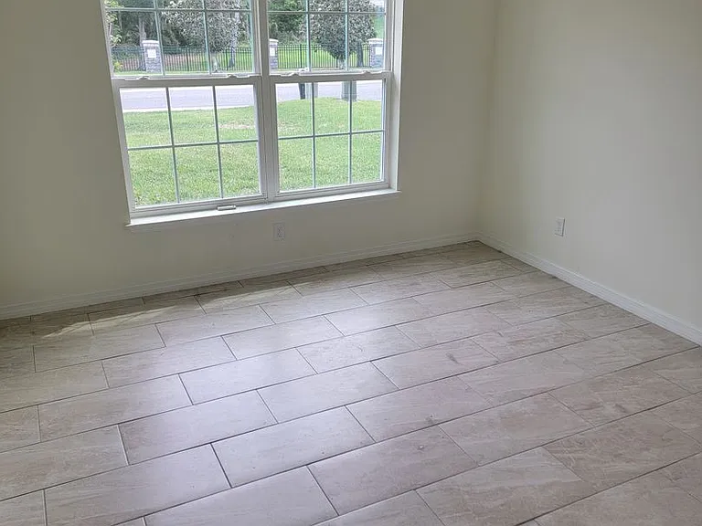 321 W Climbing Ivy Ct — Photo 4