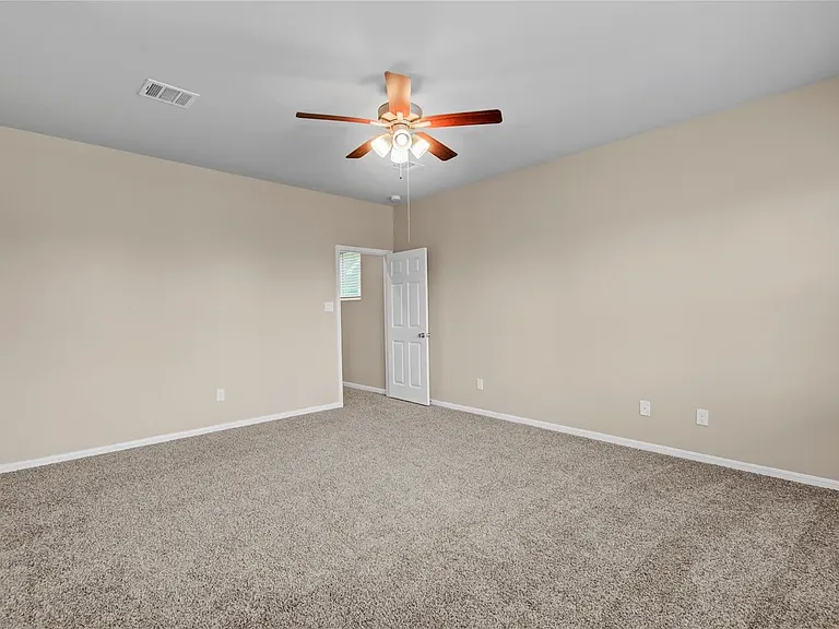 3614 Vista Pointe Dr — Photo 15