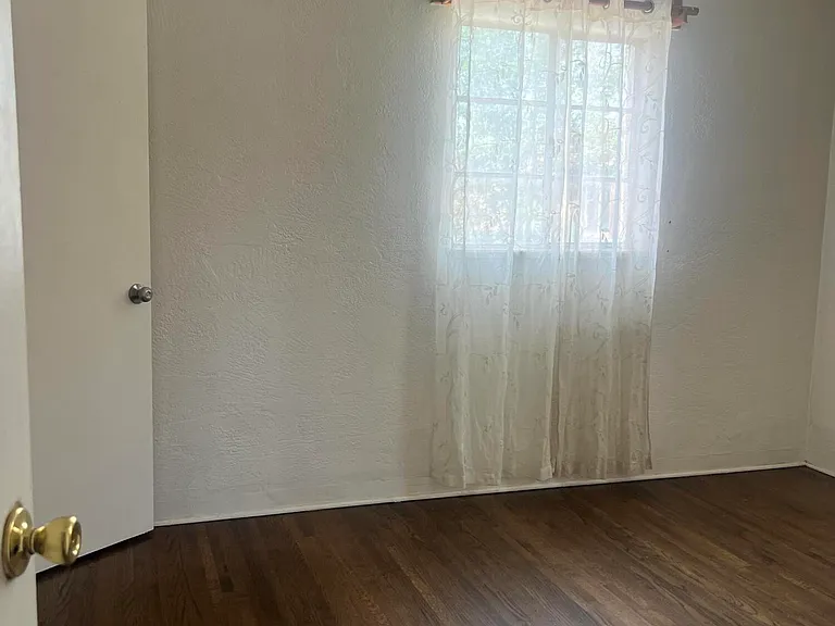 307 Madison St NE — Photo 26