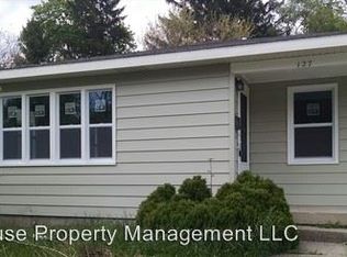 127 Lawrence St NE, Grand Rapids, MI 49505
