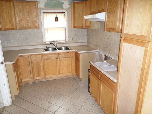 4th image of 301 Averill Ave
