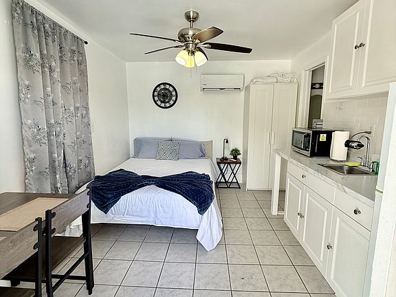2nd image of 500-510 SW 7th St #1