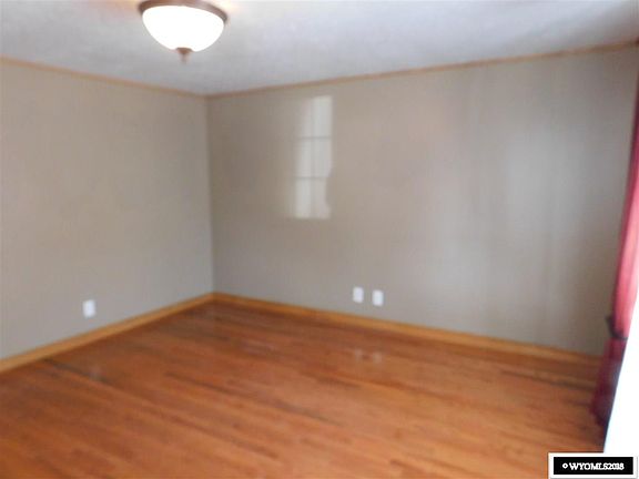 3rd image of 212 Liberty St