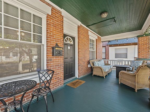 5th image of 2346 COLLEGE Street