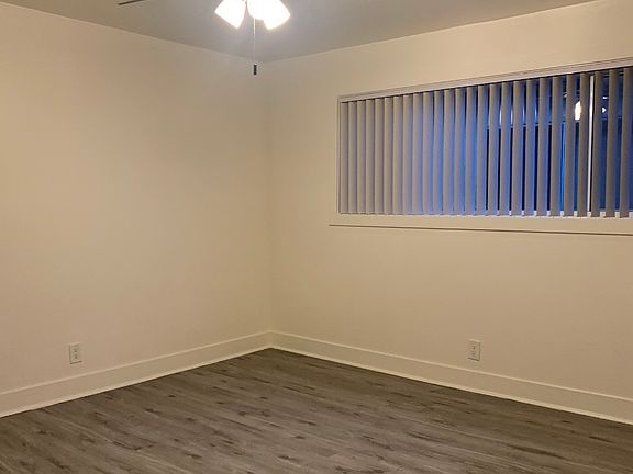 2nd image of 2163 Elm Ave APT 1