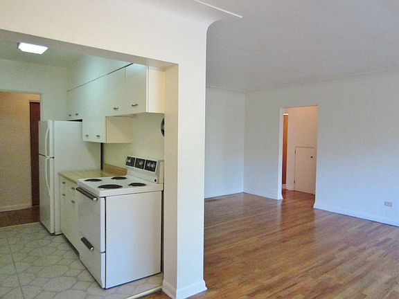5th image of 1135 N Grant St APT 201