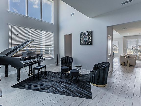 2nd image of 1301 Castiglione Ln