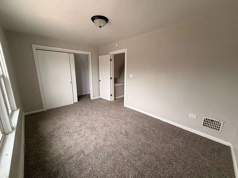 3103 Cottage Ave — Photo 12