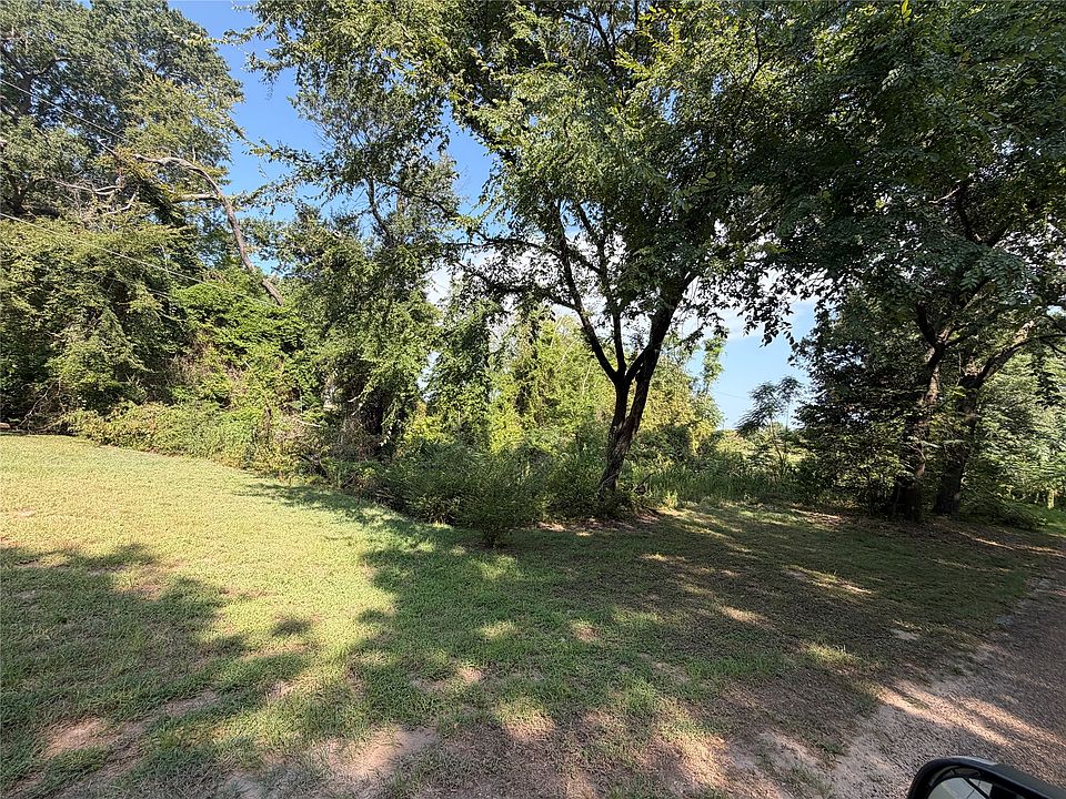 2nd image of Benjamin Dr