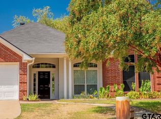 17015 County Road 4100, Lindale, TX 75771